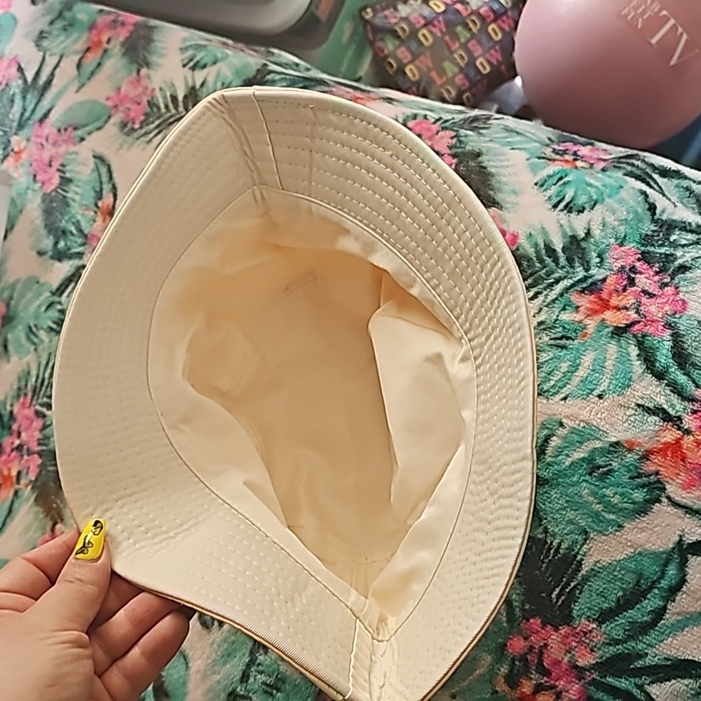 Bucket hat - Picture 5 of 5